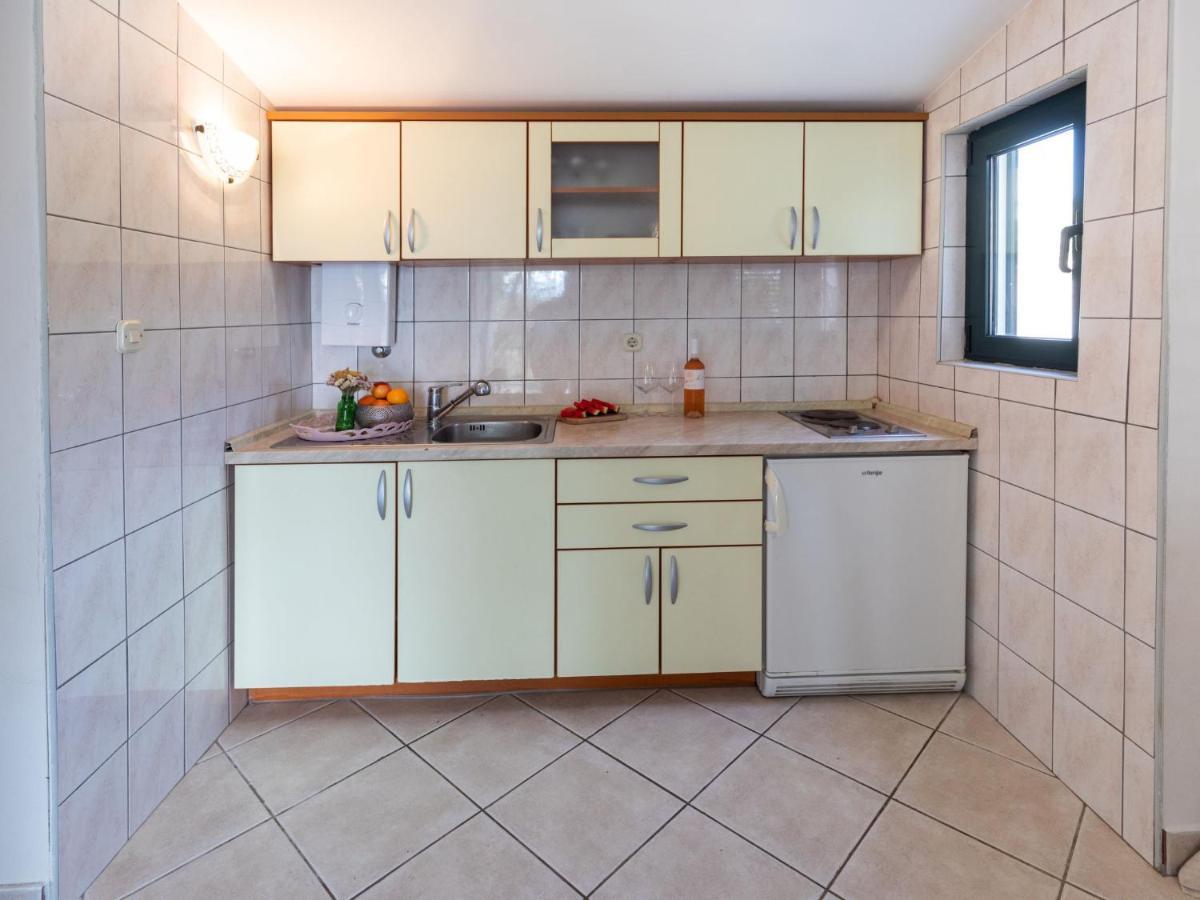 Holiday Home Dubra By Interhome コマルナ エクステリア 写真